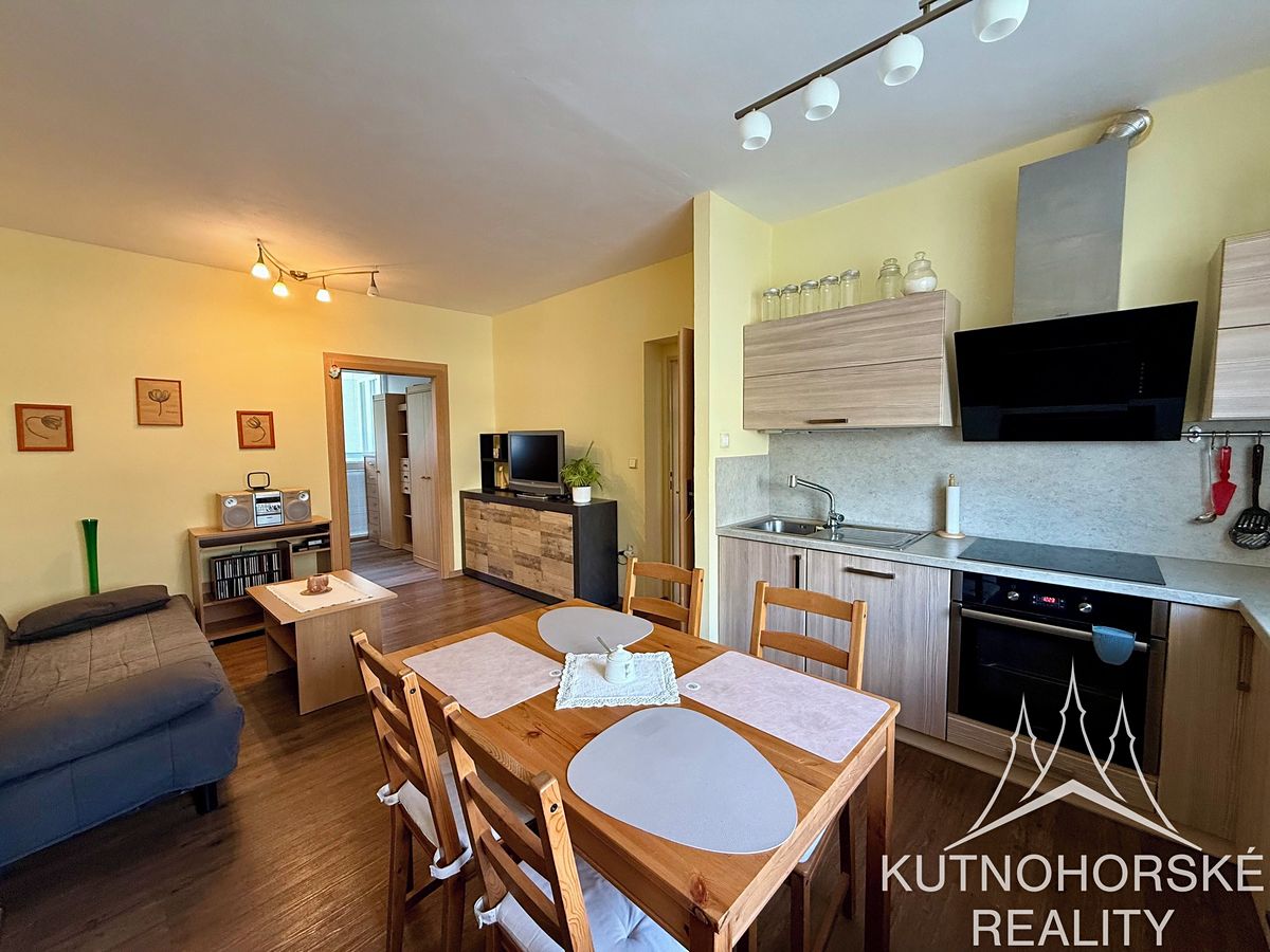 Pronájem bytu 3+kk 53 m² – fotografie 2