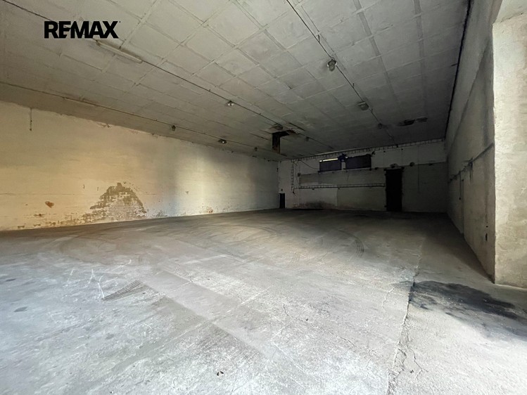 Prodej komerčního prostoru, 4 984 m² (9 z 12)
