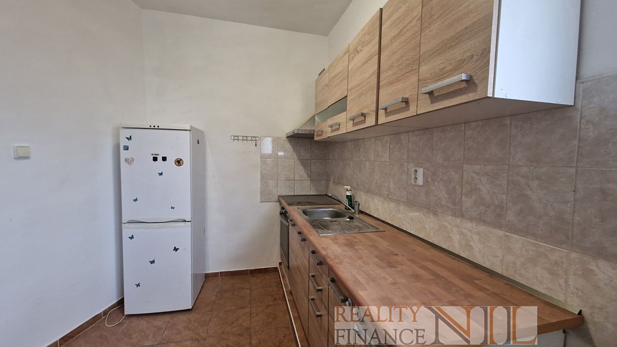 Pronájem bytu 2+1 65 m² – fotografie 4