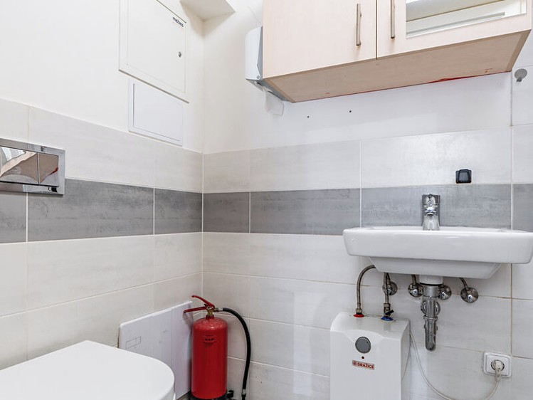 Gewerbefläche zur Miete, 29 m² (10 von 15)