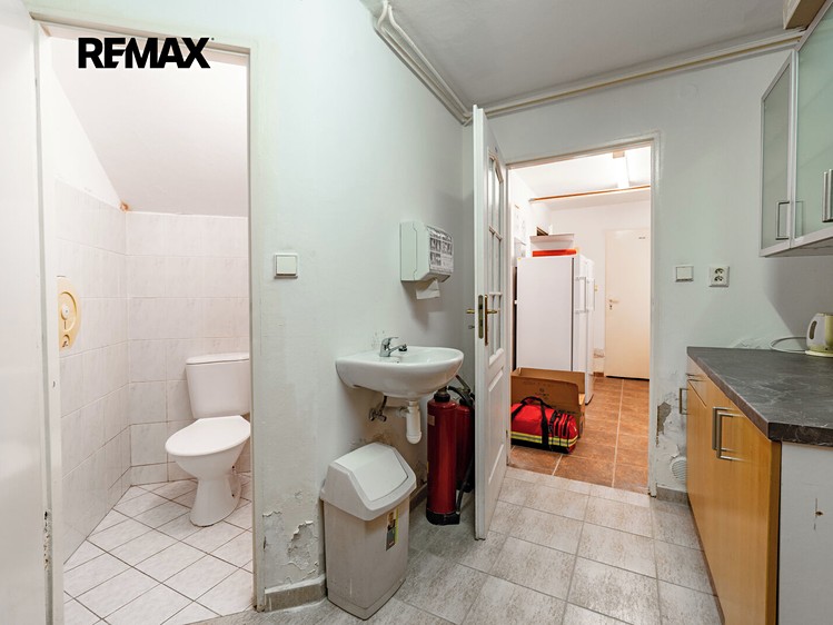 Gewerbefläche zum Kauf, 253 m² (22 von 31)