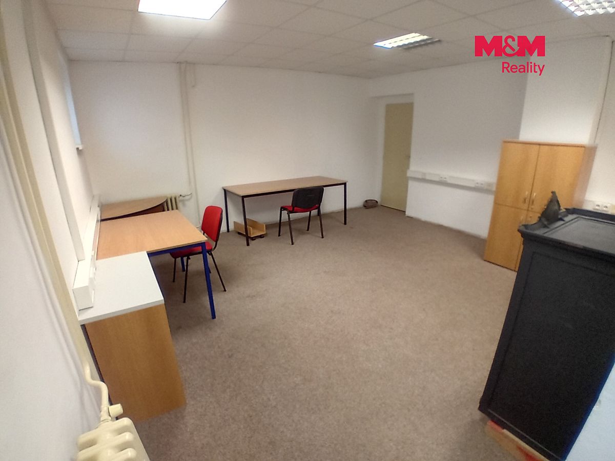 Pronájem obchodního prostoru 90 m² – fotografie 2