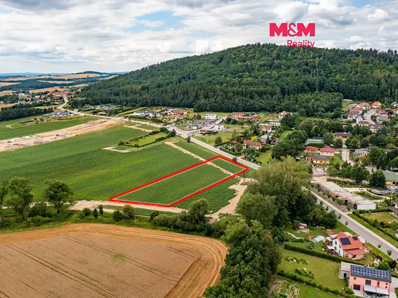 Prodej stavebního pozemku 3253 m², Strakonice – náhled fotky 1