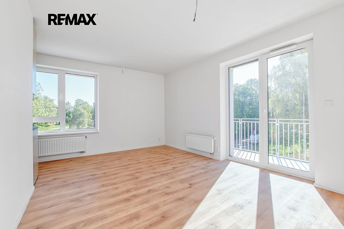 Pronájem bytu 2+kk 50 m² – fotografie 4
