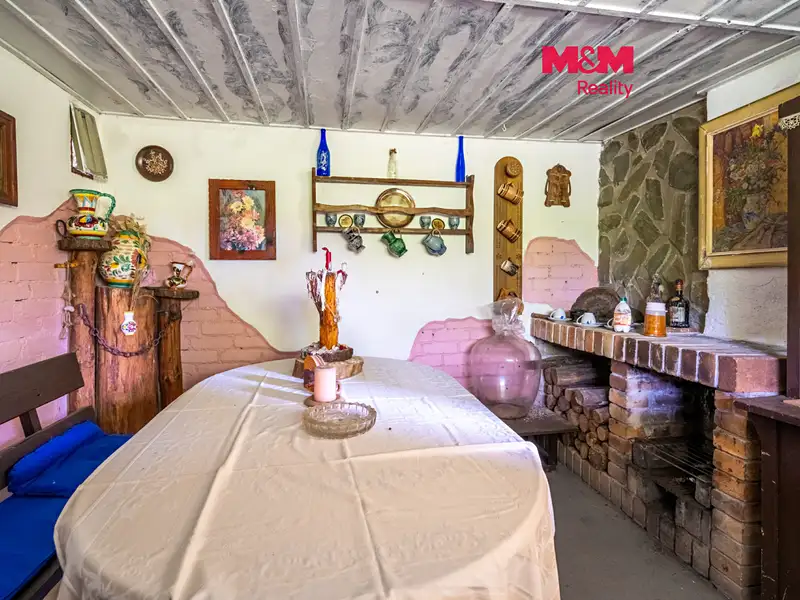 Prodej chaty 20 m², pozemek 377 m², Kamýk nad Vltavou – náhled fotky 1