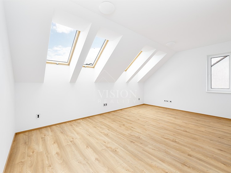 Комерційне приміщення на продаж, 322 м² (14 з 50)