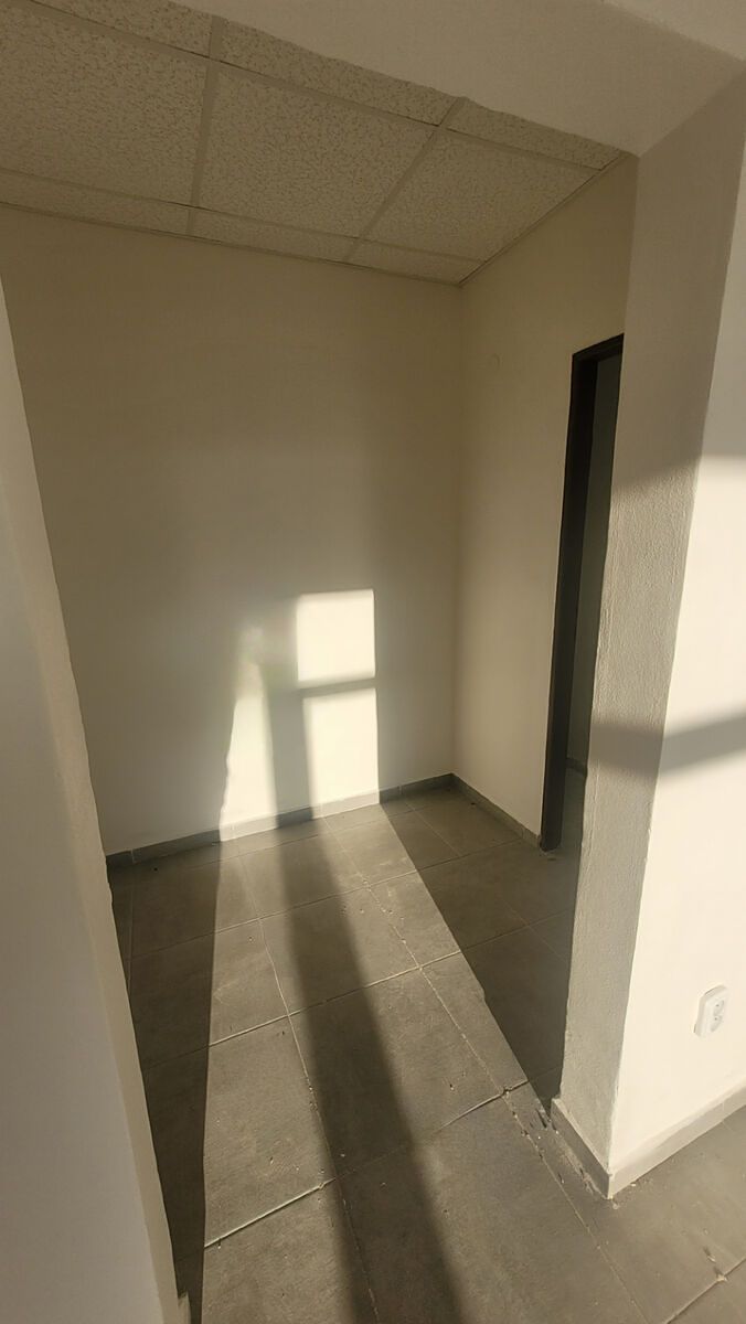 Pronájem obchodního prostoru 30 m² – fotografie 3