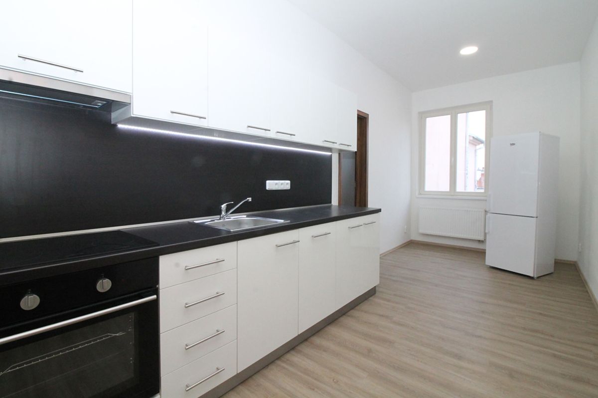 Pronájem bytu 2+1 66 m²