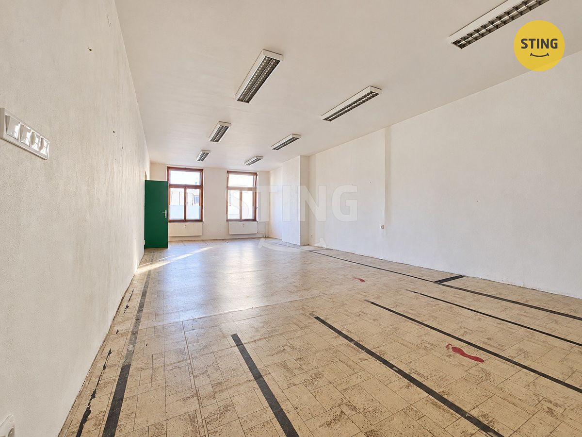 Pronájem obchodního prostoru 115 m² – fotografie 5