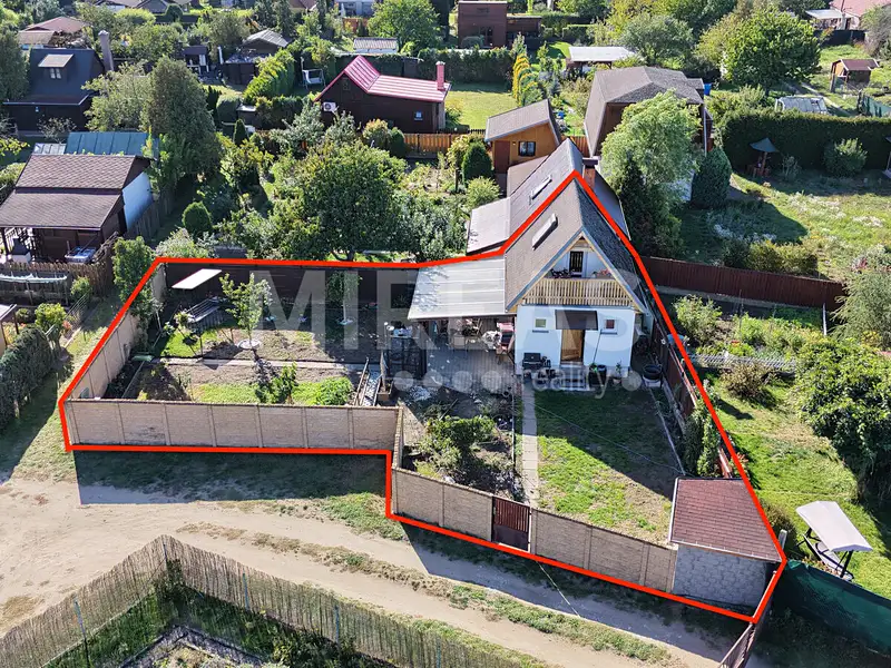Prodej chaty 34 m², pozemek 282 m², Brandýs nad Labem-Stará Boleslav – náhled fotky 1