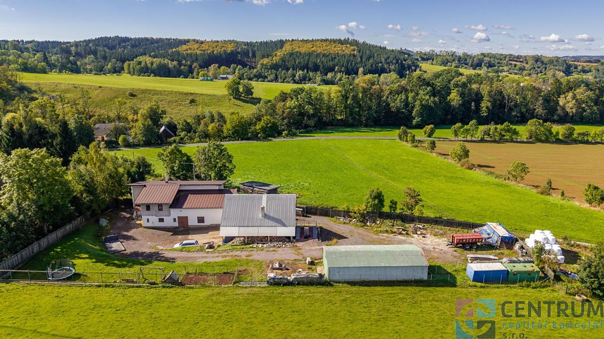 Prodej vícegeneračního domu 265 m², pozemek 3521 m² – fotografie 3