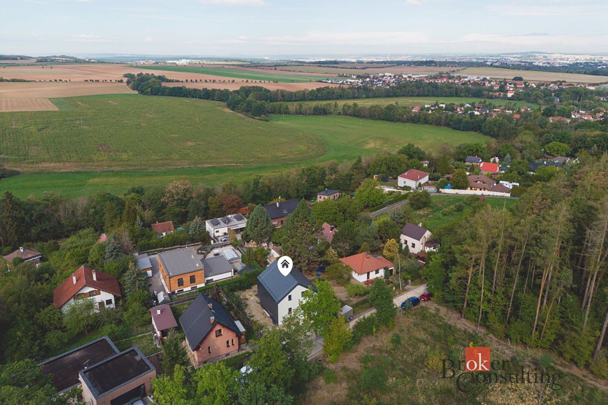Prodej rodinného domu 172 m², pozemek 351 m² – fotografie 5