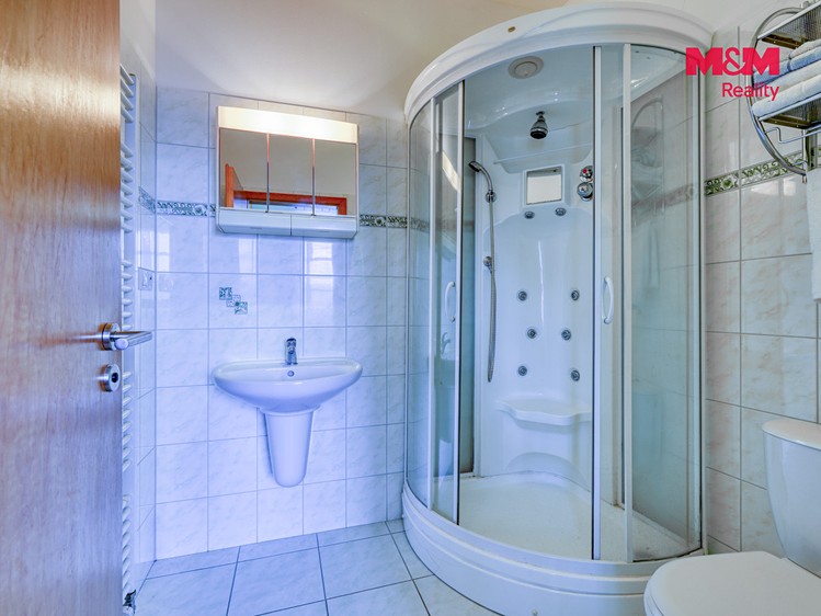 Комерційне приміщення на продаж, 910 м² (6 з 30)