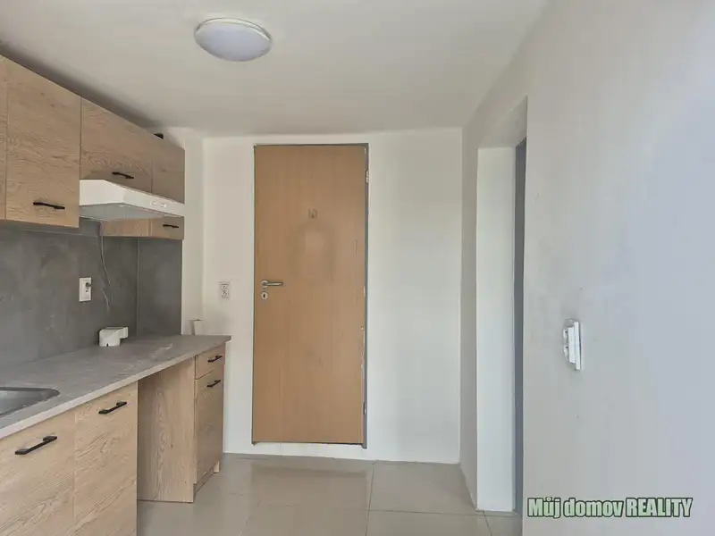 Pronájem bytu 2+1 45 m², Praha – náhled fotky 1