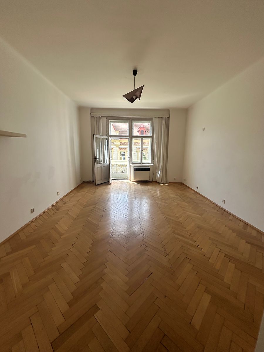 Prodej bytu 1+1 63 m² – fotografie 3