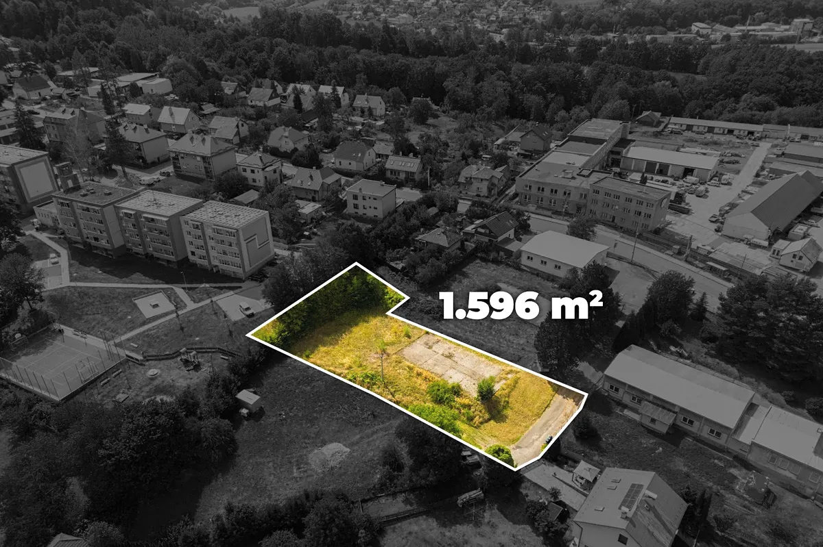 Prodej stavebního pozemku 1596 m²