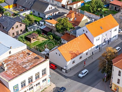 Комерційне приміщення на продаж, 180 м² (2 з 30)