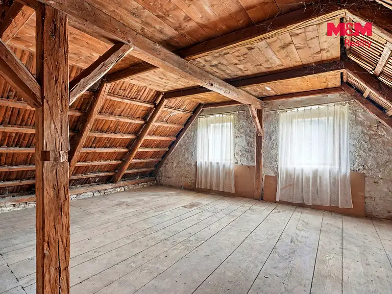 Prodej rodinného domu 188 m², pozemek 719 m², Hejnice – náhled fotky 2