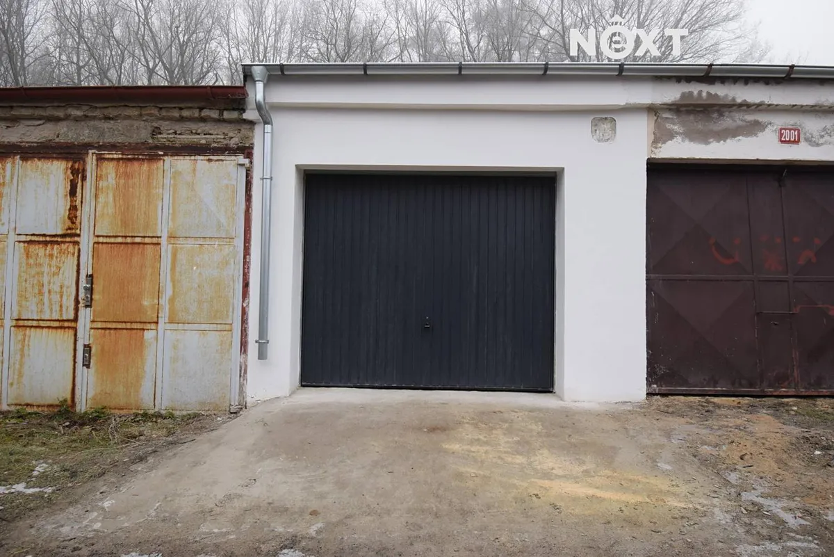 Pronájem garáže 16 m²