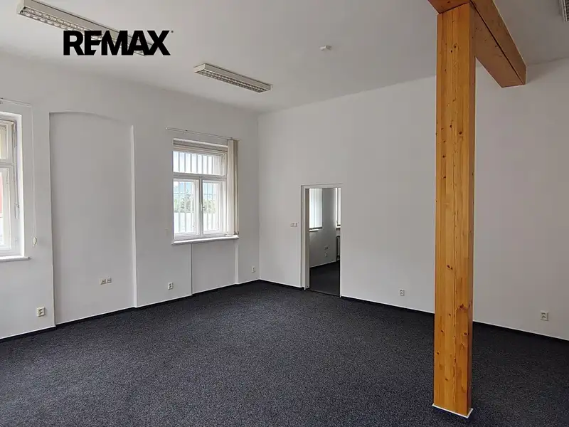 Pronájem kanceláře 115 m², Děčín – náhled fotky 2