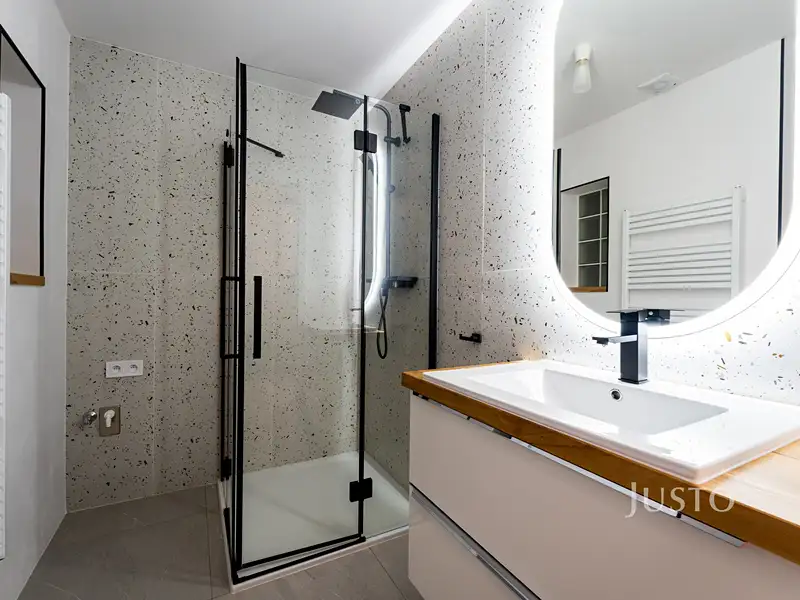 Pronájem bytu 2+kk 47 m², Praha – náhled fotky 1
