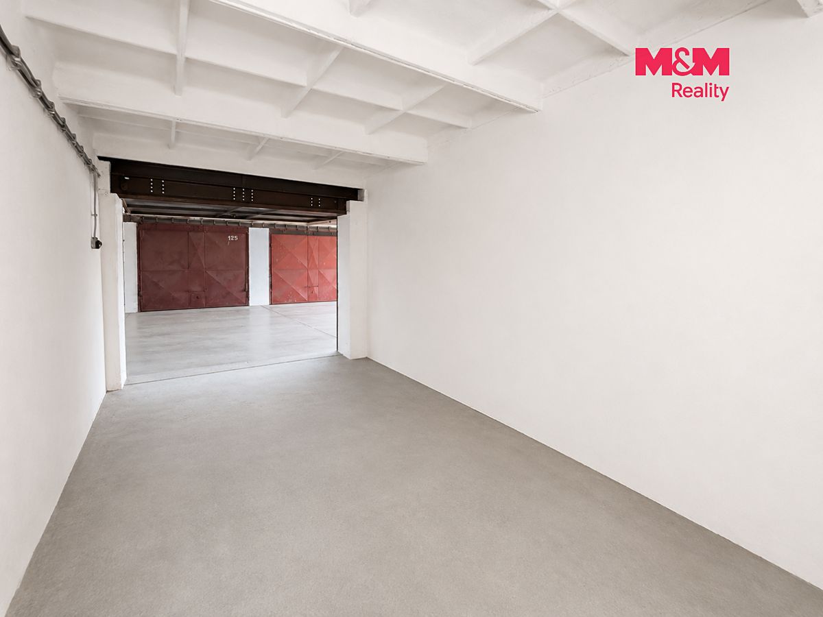 Pronájem garáže 17 m² – fotografie 3