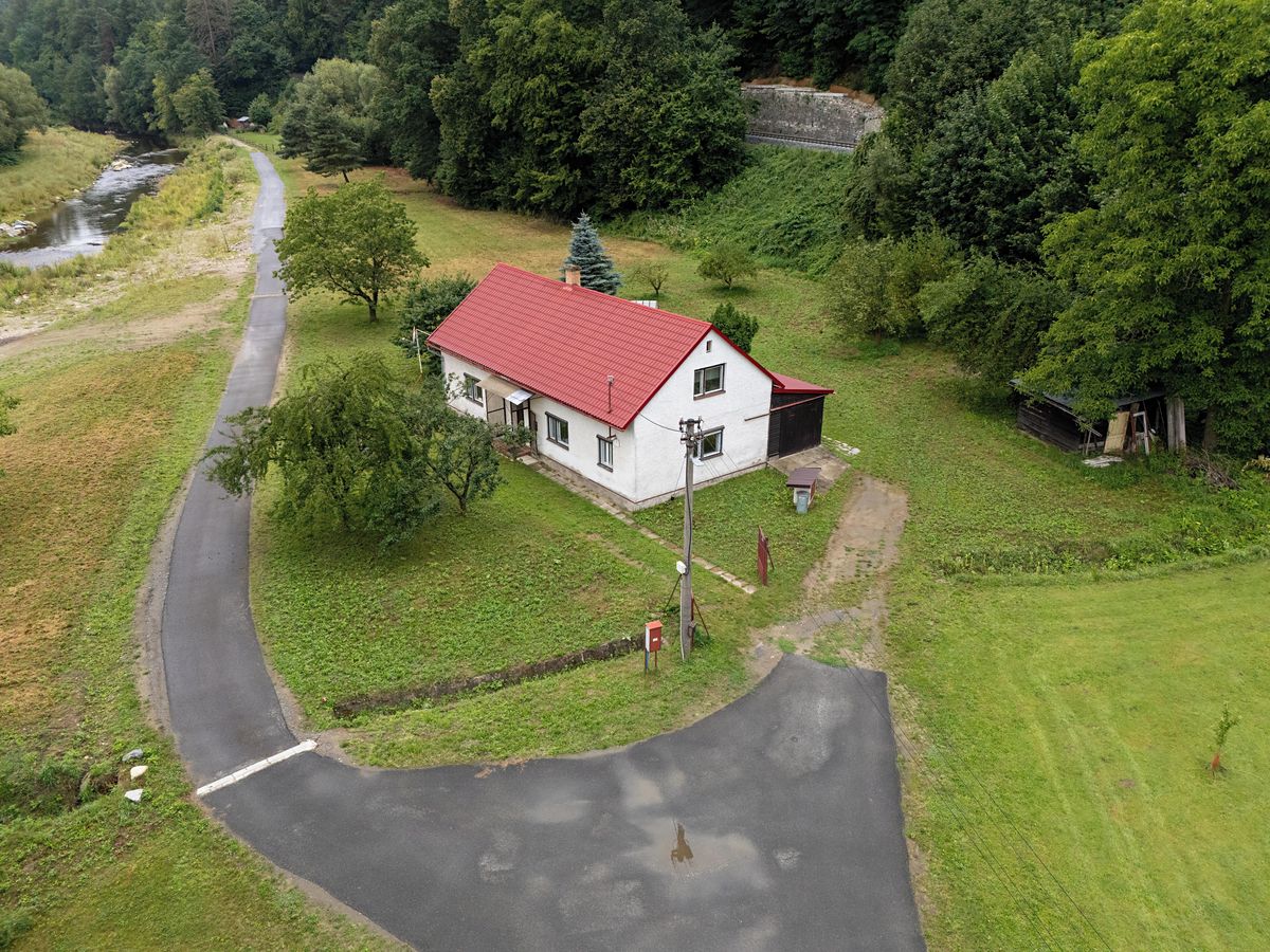 Prodej rodinného domu 112 m², pozemek 6431 m² – fotografie 3