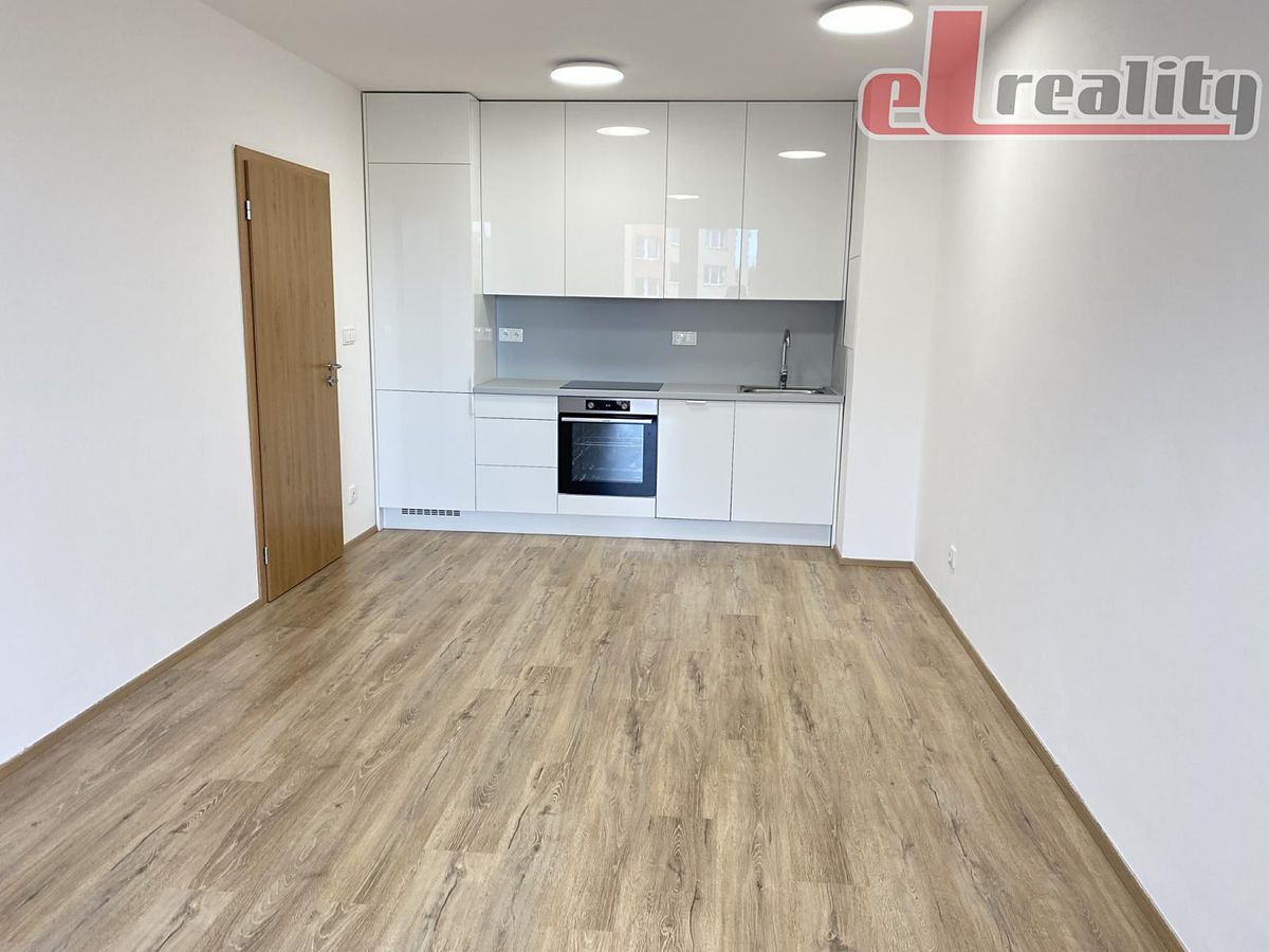 Pronájem bytu 1+kk 29 m², Hranice – fotka 1 z 3