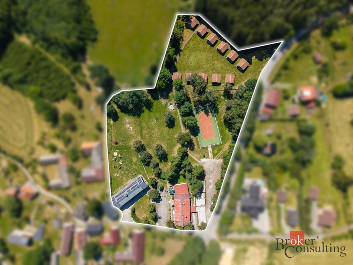 Prodej komerční nemovitosti 1664 m² – fotografie 2