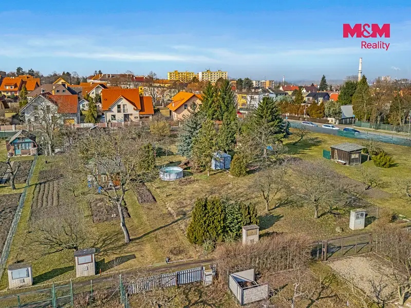 Prodej stavebního pozemku 1053 m², Louny – náhled fotky 2