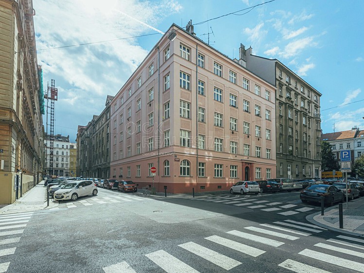 Квартира 3+1 на продаж, 82 м² (1 з 33)