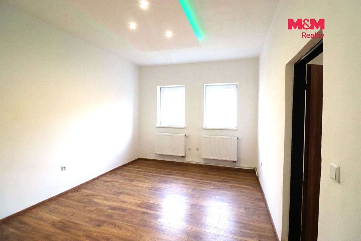 Pronájem bytu 1+1 36 m² – fotografie 2