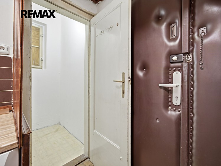 Wohnung 1+1 zum Kauf, 59 m² (12 von 23)