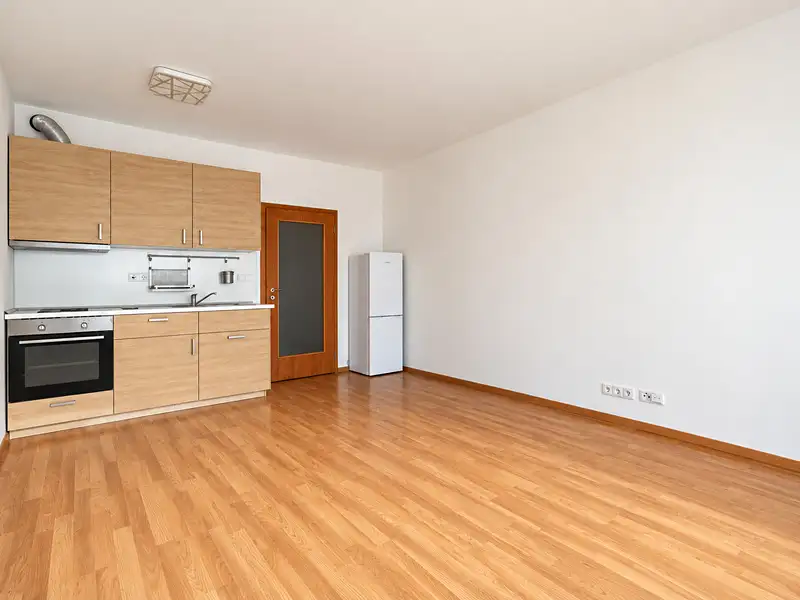 Prodej bytu 1+kk 31 m², Praha – náhled fotky 1