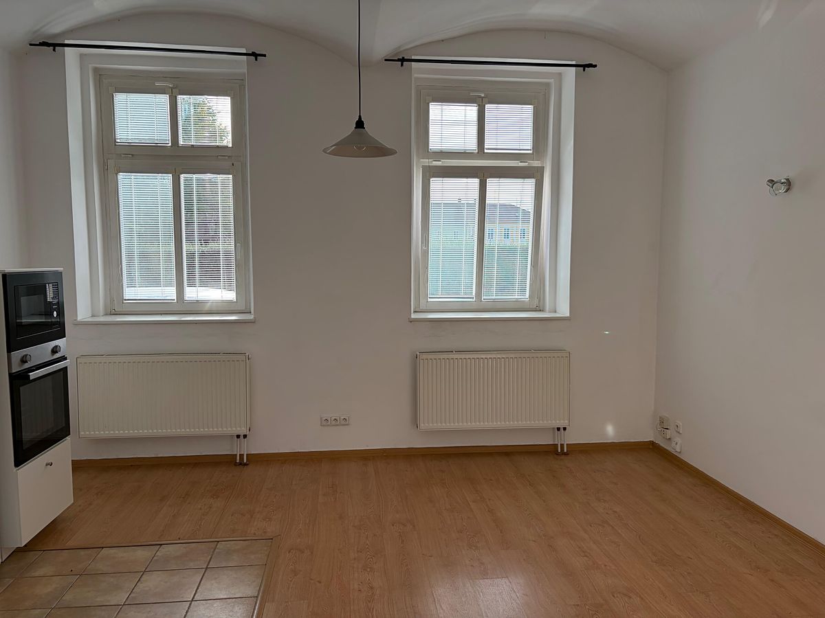 Pronájem bytu 2+kk 49 m² – fotografie 2