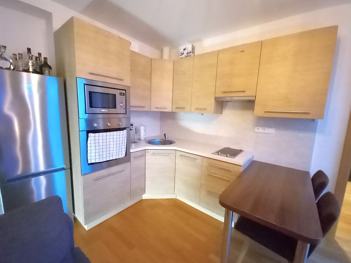 Pronájem bytu 2+kk 42 m² – fotografie 4