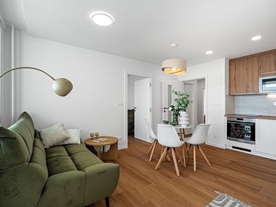 Pronájem bytu 4+kk 77 m²