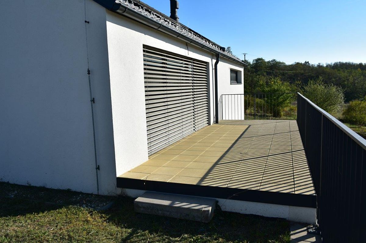 Prodej rodinného domu 156 m², pozemek 1003 m² – fotografie 5