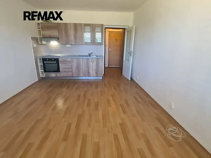 Pronájem bytu 1+kk 31 m², Příbram – náhled fotky 1