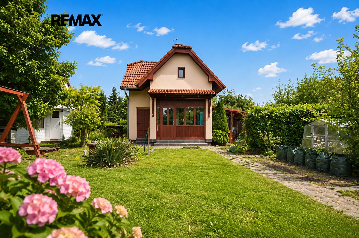 Prodej chaty 46 m², pozemek 397 m², Nymburk – fotka 1 z 3