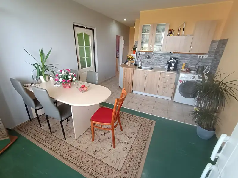 Prodej bytu 2+1 64 m², Karlovy Vary – náhled fotky 3