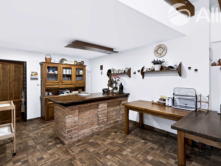 Комерційне приміщення на продаж, 406 м² (12 з 30)