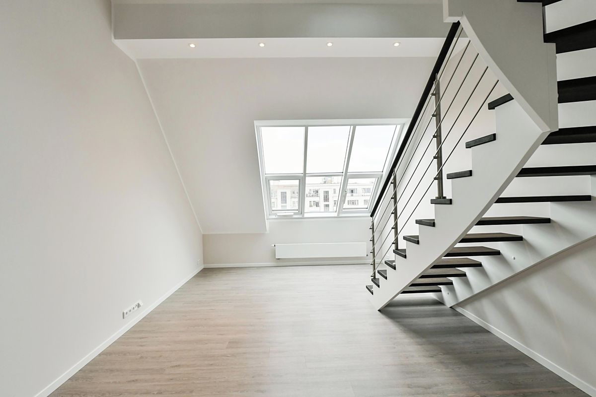 Pronájem bytu 4+kk 98 m² – fotografie 2