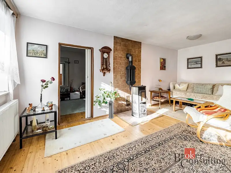 Prodej rodinného domu 202 m², pozemek 8214 m², Dívčice – náhled fotky 3