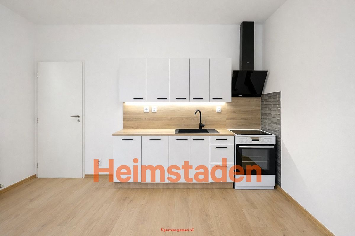 Pronájem bytu 2+kk 44 m² – fotografie 2