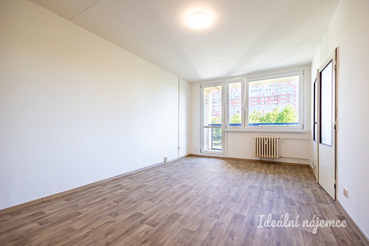 Pronájem bytu 3+1 69 m² – fotografie 4