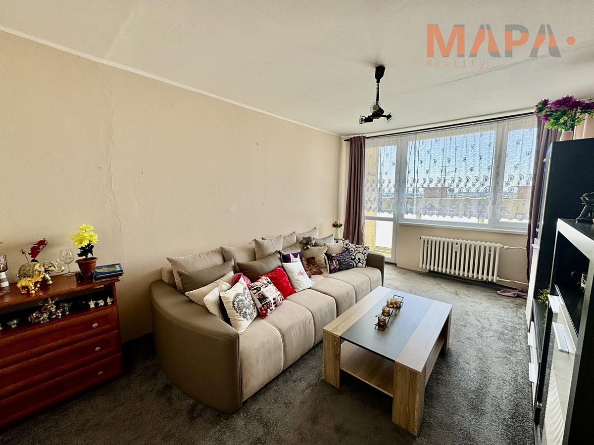 Pronájem bytu 3+1 66 m² – fotografie 3