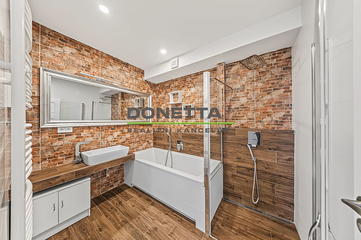 Pronájem bytu 3+kk 85 m² – fotografie 4