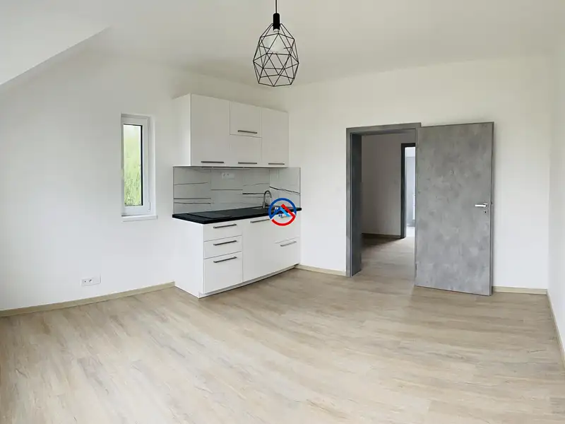 Pronájem bytu 1+kk 33 m², Olomouc – náhled fotky 3