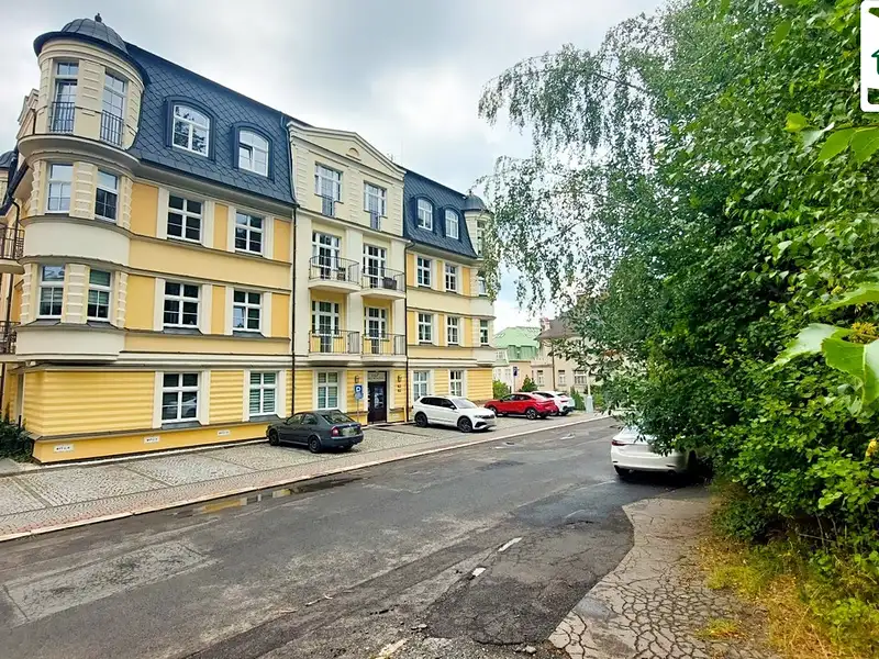 Pronájem bytu 2+kk 55 m², Mariánské Lázně – náhled fotky 2